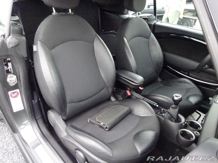 Mini Cooper S 1.6 135kW KABRIO KŮŽE 2012
