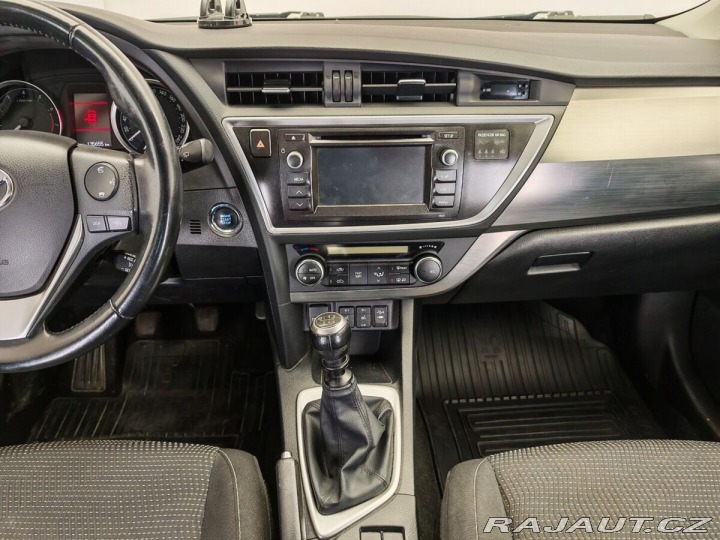 Toyota Auris 1.3 Dual VVT-i Active 2013