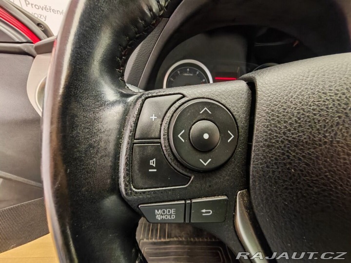 Toyota Auris 1.3 Dual VVT-i Active 2013