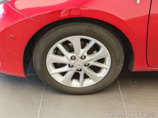 Toyota Auris 1.3 Dual VVT-i Active 2013