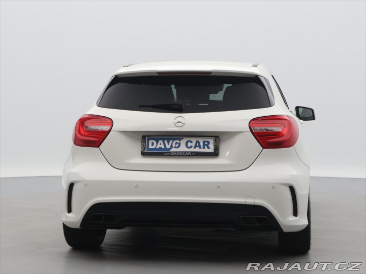 Mercedes-Benz A 2,0 45 265 kW 4Matic AMG 2015