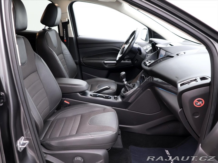 Ford Kuga 2,0 TDCi 132kW 4x4 Titani 2016