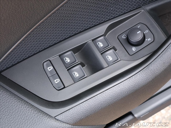 Škoda Octavia 2,0 TSI DSG RS DPH 1.maj 2026