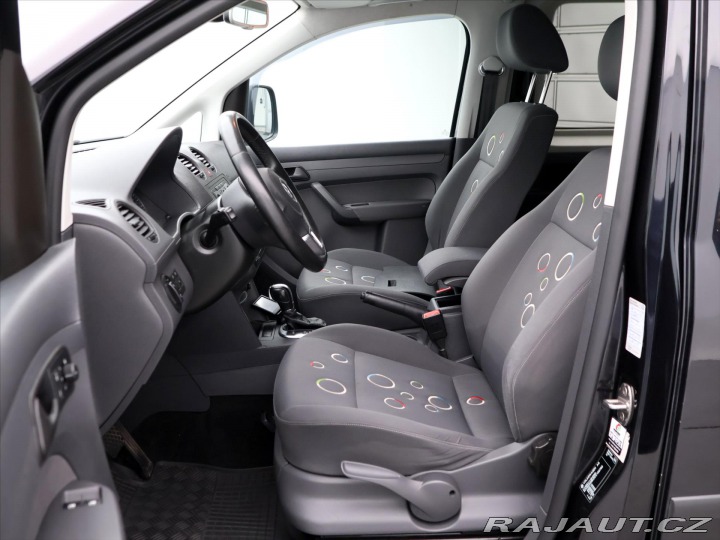 Volkswagen Caddy 1,6 TDI 75kW DSG Tažné Se 2012