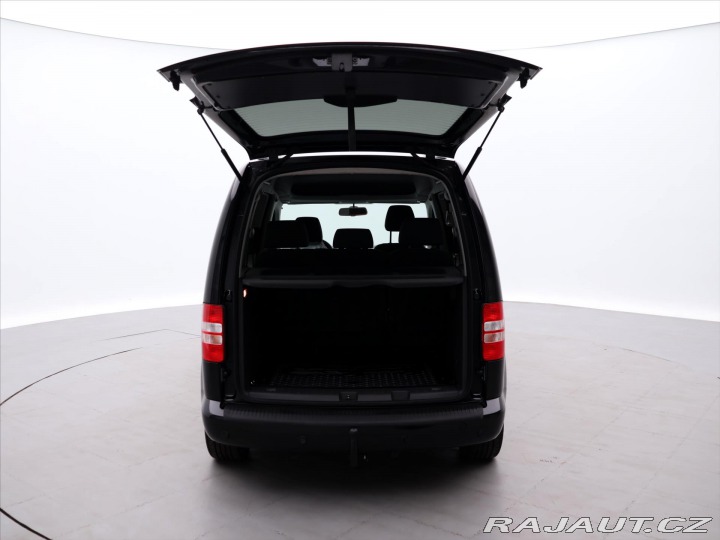 Volkswagen Caddy 1,6 TDI 75kW DSG Tažné Se 2012