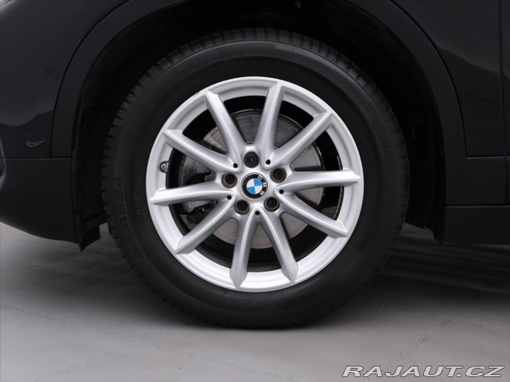 BMW X2 1,5 18i CZ LED Navi 2021
