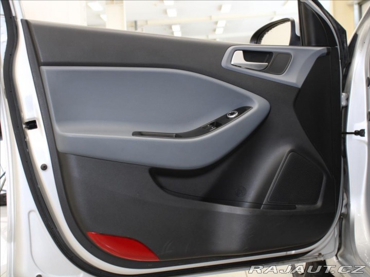 Hyundai i20 1,3 i 55kW 1.maj.ČR 64tkm 2017