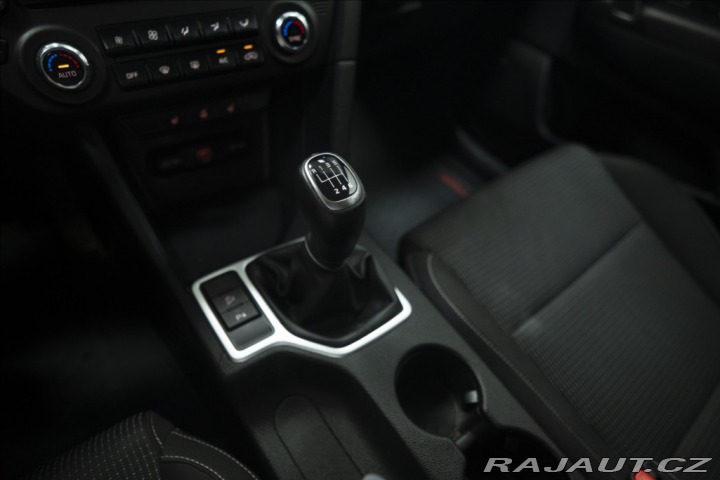 Kia Sportage 1,6 CRDi NAVI KAMERA VÝHŘ 2021
