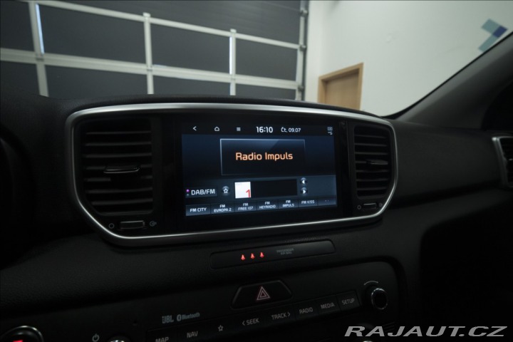 Kia Sportage 1,6 CRDi NAVI KAMERA VÝHŘ 2021