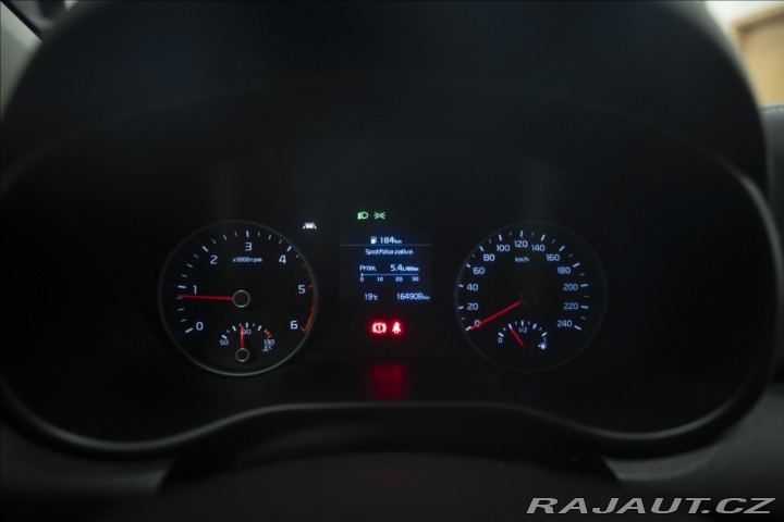Kia Sportage 1,6 CRDi NAVI KAMERA VÝHŘ 2021
