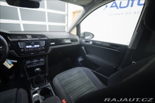 Volkswagen Touran 2,0 TDI MASÁŽ KAMERA VÝHŘ 2015