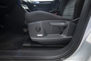 Volkswagen Touran 2,0 TDI MASÁŽ KAMERA VÝHŘ 2015