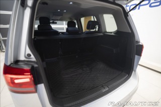Volkswagen Touran 2,0 TDI MASÁŽ KAMERA VÝHŘ 2015