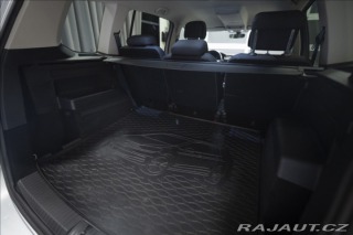 Volkswagen Touran 2,0 TDI MASÁŽ KAMERA VÝHŘ 2015