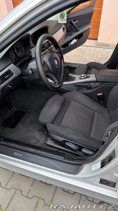 BMW 3 3,0 e90 330xD 1800