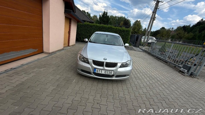 BMW 3 3,0 e90 330xD 1800