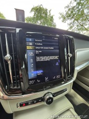 Volvo V90 D4 Momentum, nájezd 140ti 2017