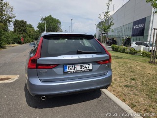 Volvo V90 D4 Momentum, nájezd 140ti 2017