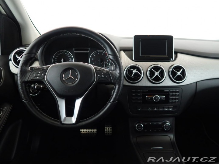 Mercedes-Benz B 1.6,115KW,Automat,Navigac 2013