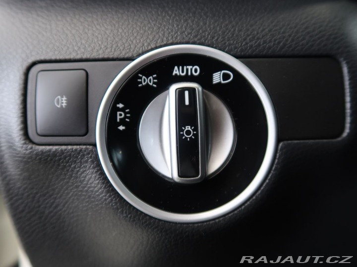 Mercedes-Benz B 1.6,115KW,Automat,Navigac 2013