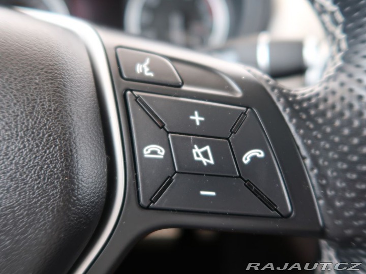 Mercedes-Benz B 1.6,115KW,Automat,Navigac 2013