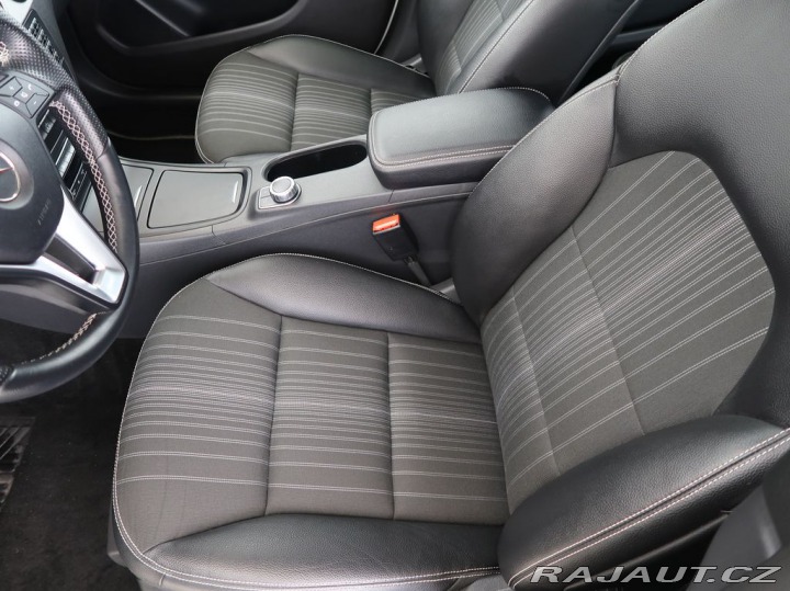 Mercedes-Benz B 1.6,115KW,Automat,Navigac 2013