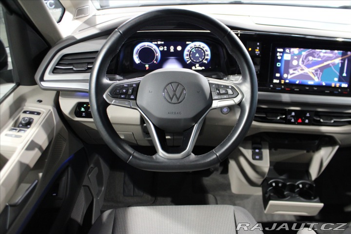 Volkswagen Multivan TDi DSG Edition ACC/NezTo 2025