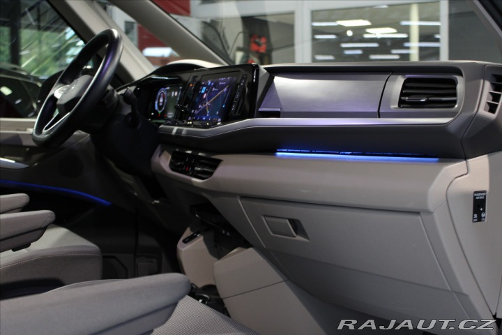 Volkswagen Multivan TDi DSG Edition ACC/NezTo 2025