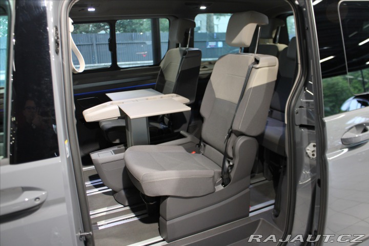 Volkswagen Multivan TDi DSG Edition ACC/NezTo 2025