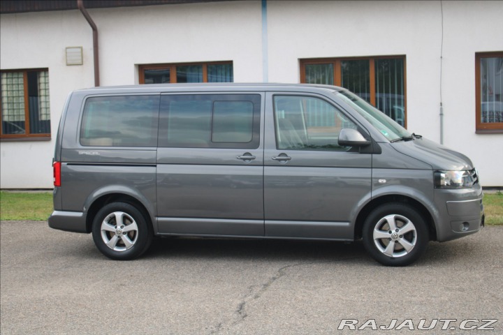 Volkswagen Multivan 2,0 TDi 103kW T5.1 SPEC 1800
