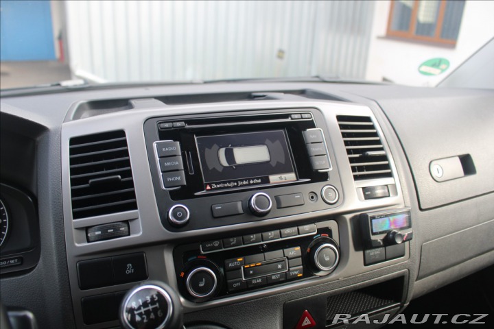 Volkswagen Multivan 2,0 TDi 103kW T5.1 SPEC 1800