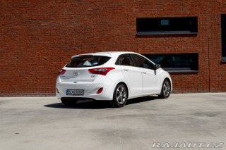 Hyundai i30 1.6 CRDi I Vyhrievané se 2016
