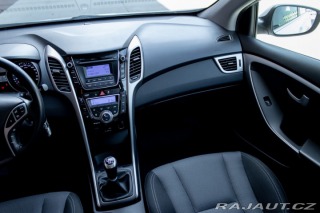 Hyundai i30 1.6 CRDi I Vyhrievané se 2016