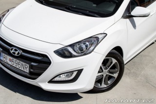 Hyundai i30 1.6 CRDi I Vyhrievané se 2016
