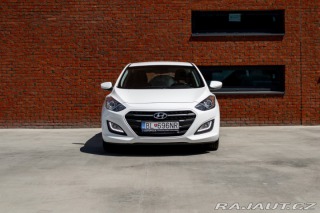 Hyundai i30 1.6 CRDi I Vyhrievané se 2016