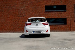 Hyundai i30 1.6 CRDi I Vyhrievané se 2016