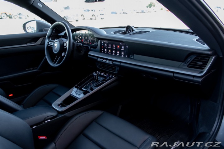 Porsche 911 Carrera I 992.2 I BOSE I 2025
