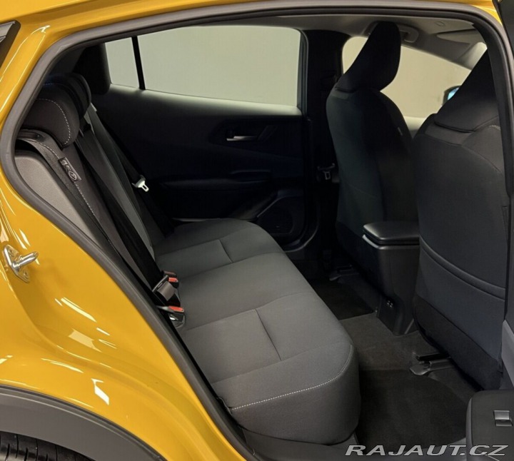 Toyota Prius 2.0 PHEV AT Comfort 2025