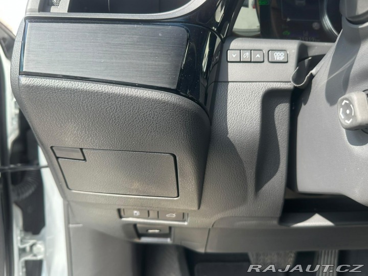 Lexus Ostatní modely ES 300h 2.5HEV,131KW, BUSINESS ED 2024