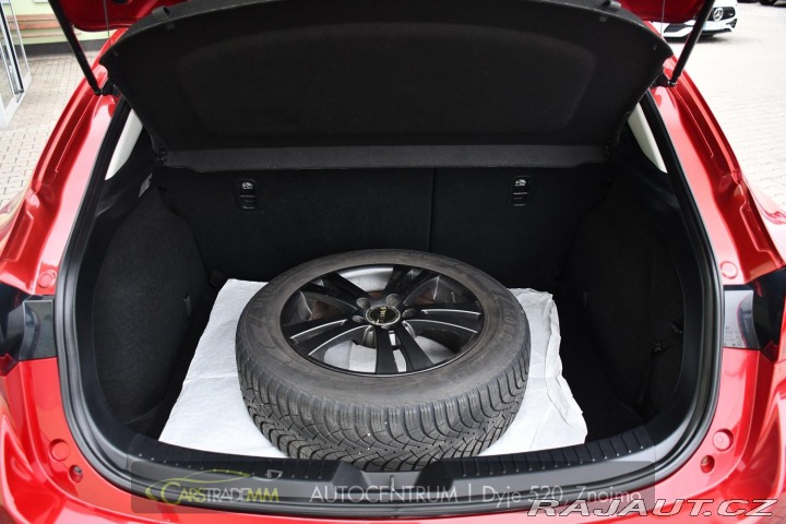 Mazda 3 2,0 SkyActiv Revolution 2 2015