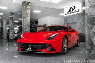 Ferrari Ostatní modely F12 Berlinetta ZÁRUKA/KARBON/LIFT/KAMERA 2014