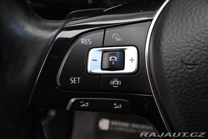 Volkswagen Touran 2,0 TDI 110kW DSG Highlin 2020