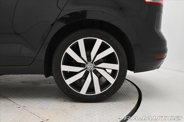 Volkswagen Touran 2,0 TDI 110kW DSG Highlin 2020