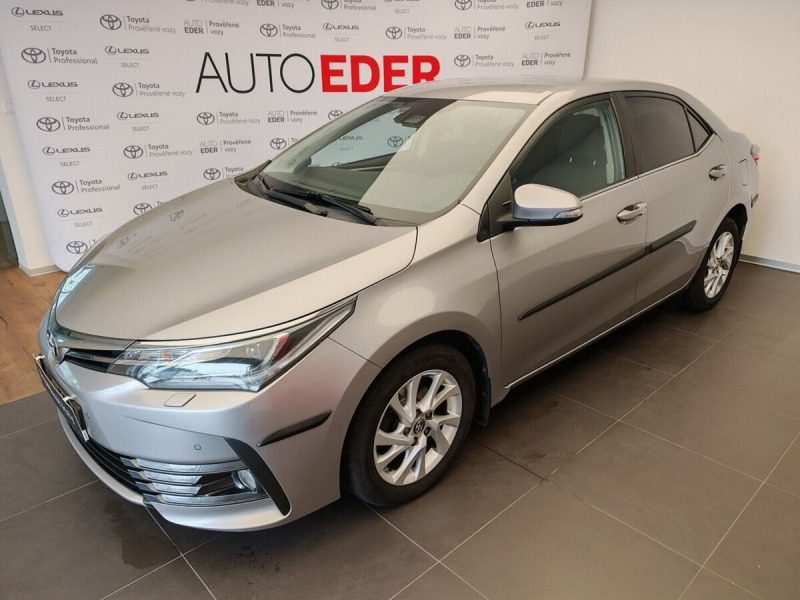 Toyota Corolla 1.6 benzin