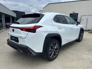 Lexus Ostatní modely UX 300h 300h 2.0L HEV F SPORT DES 1800