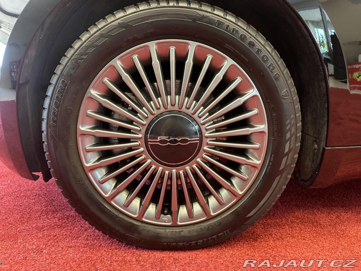 Fiat 500e 500E 3+1*42kwh*KAMERA*DPH 2023