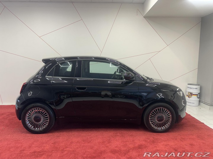 Fiat 500e 500E 3+1*42kwh*KAMERA*DPH 2023