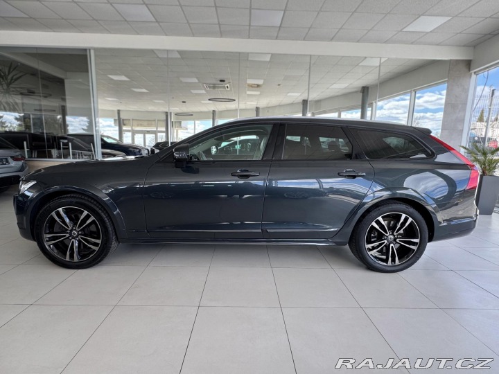 Volvo V90 CC*D5 173kW*AWD*KeyLess*T 2018