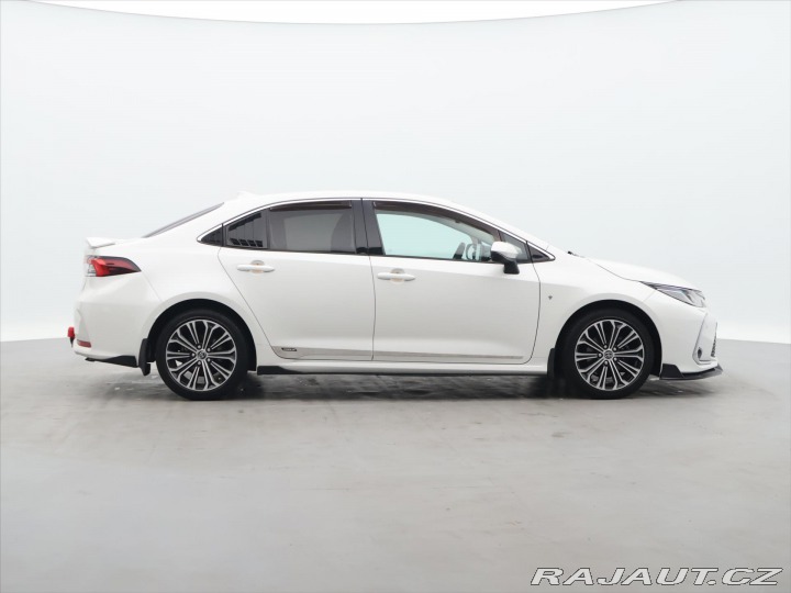 Toyota Corolla 1.6 VVT-i 97kW CZ 1.Maj C 2019