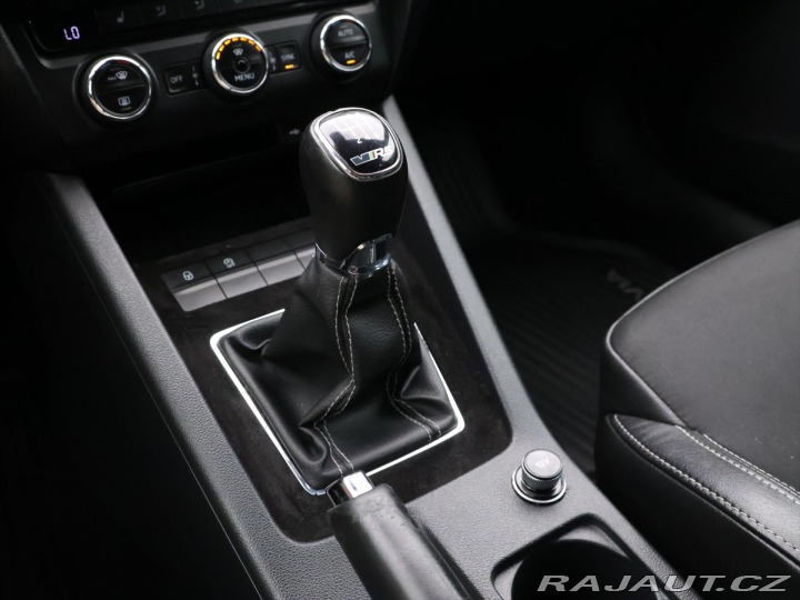 Škoda Octavia 2,0 TDI 135kW Xenon RS 2015